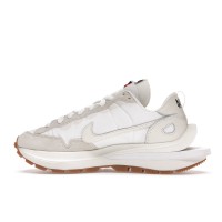 Кроссовки Nike Vaporwaffle sacai Sail Gum