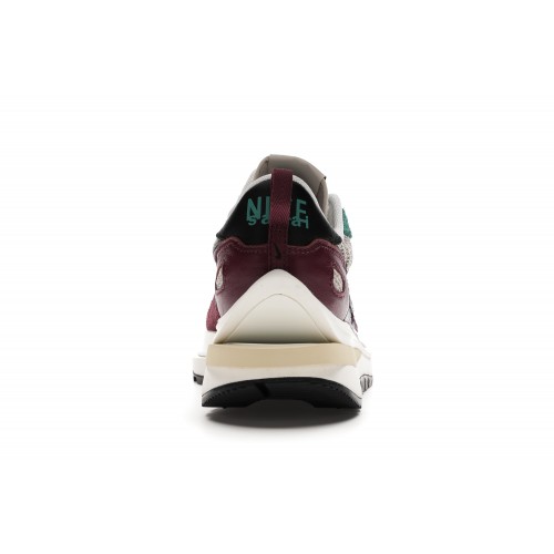 Кроссы Nike Vaporwaffle sacai Villain Red Neptune Green - мужская сетка размеров