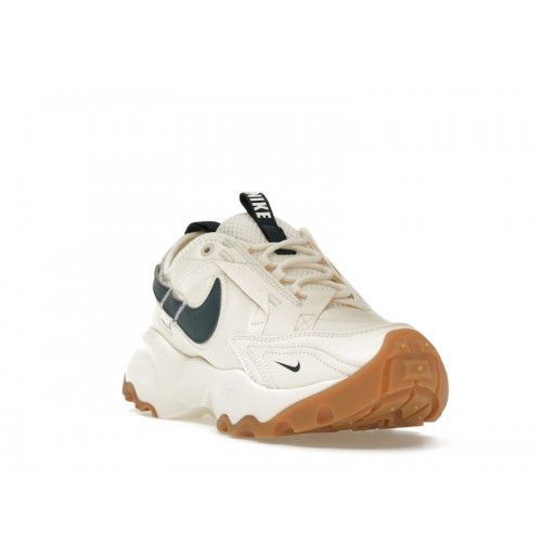 Nike TC 7900 Pale Ivory Gum Light Brown Armory Navy (W) - женская сетка размеров