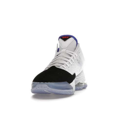 Кроссы Nike LeBron 19 Low White Medium Blue Siren Red Black - мужская сетка размеров
