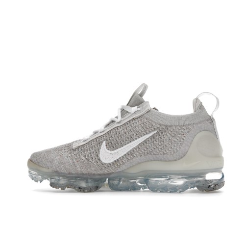 Кроссы Nike Air VaporMax 2021 FK Light Bone (W) - женская сетка размеров