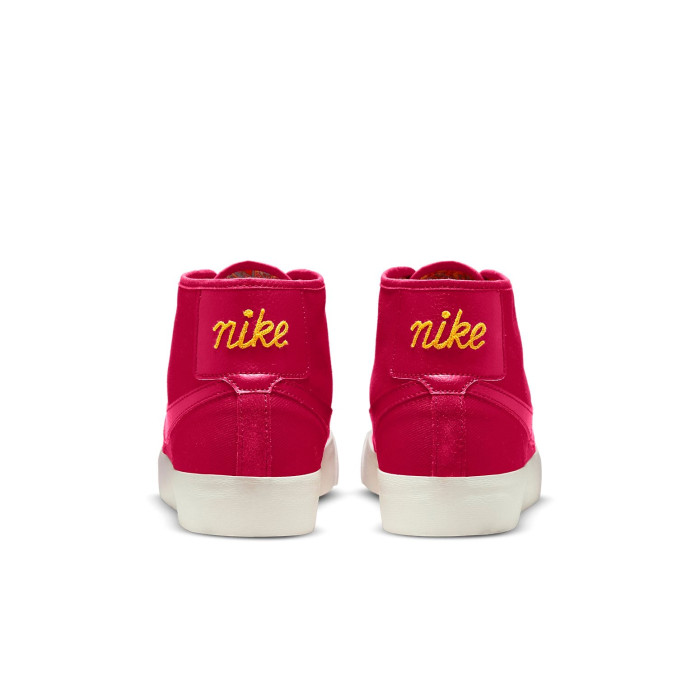 Nike SB Blazer Court Mid Premium Mystic Hibiscus - мужская сетка размеров Nike SB Blazer Court Mid Premium Mystic Hibiscus - мужская сетка размеров