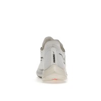 Кроссовки Nike ZoomX Streakfly White Black Photon Dust