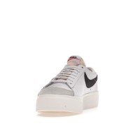 Женские кроссовки Nike Blazer Low Platform White Black (W)