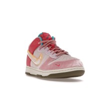 Кроссовки Nike Dunk Mid Social Status Free Lunch Strawberry Milk