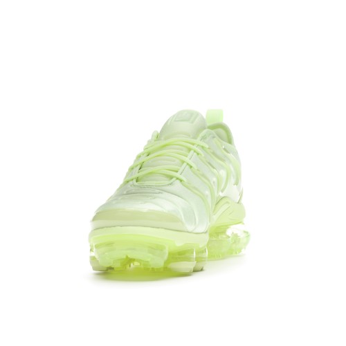 Кроссы Nike Air VaporMax Plus Barely Volt (W) - женская сетка размеров