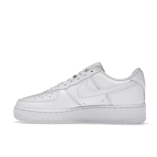 Кроссы Nike Air Force 1 07 Low Color of the Month Triple White - мужская сетка размеров