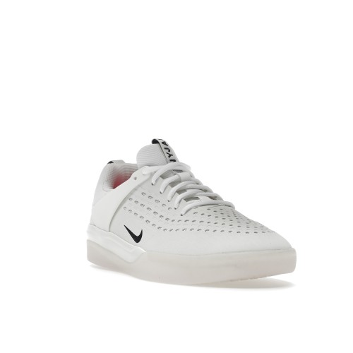 Кроссы Nike SB Nyjah 3 White Black - мужская сетка размеров