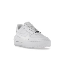Женские кроссовки Nike Air Force 1 PLT.AF.ORM Triple White (W)