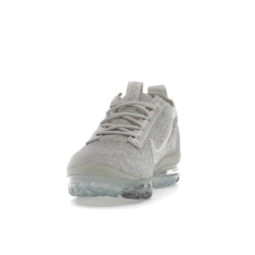 Кроссы Nike Air VaporMax 2021 Flyknit Phantom Summit White (W) - женская сетка размеров