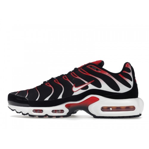 Кроссы Nike Air Max Plus Black White University Red (2022) - мужская сетка размеров