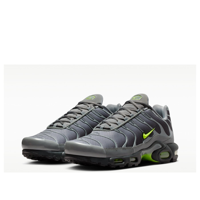 Nike Air Max Plus Smoke Grey Volt - мужская сетка размеров Nike Air Max Plus Smoke Grey Volt - мужская сетка размеров