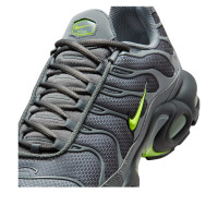 Nike Air Max Plus Smoke Grey Volt