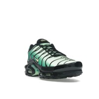 Nike Air Max Plus Vapor Green Malachite Black Light Lemon Twist