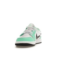 Jordan 1 Low Flyease Green Glow