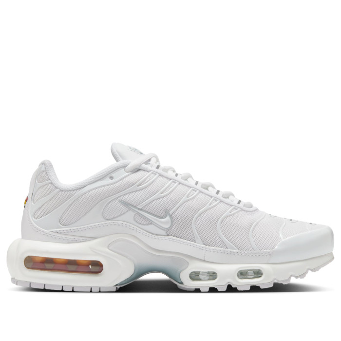 Nike Wmns Air Max Plus Triple White - женская сетка размеров Nike Wmns Air Max Plus Triple White - женская сетка размеров