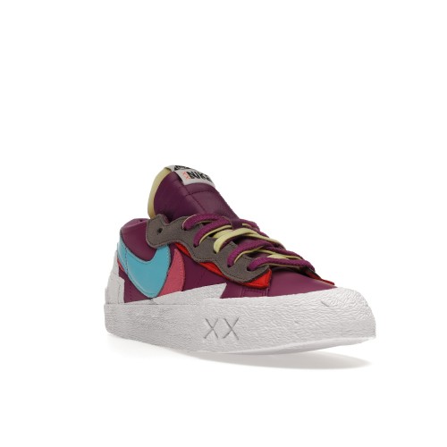 Кроссы Nike Blazer Low sacai KAWS Purple Dusk - мужская сетка размеров