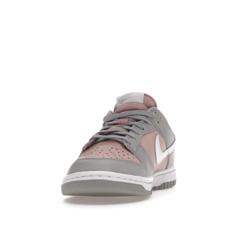 Кроссы Nike Dunk Low Pink Oxford (W) - женская сетка размеров
