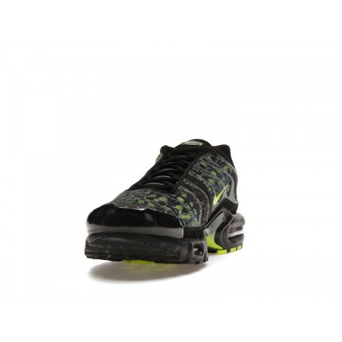 Кроссы Nike Air Max Plus Sustainable Black Volt - мужская сетка размеров