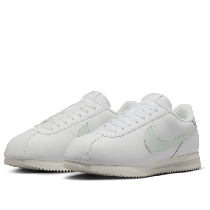 Nike Cortez Leather Summit White Light Silver (W) - женская сетка размеров Nike Cortez Leather Summit White Light Silver (W) - женская сетка размеров