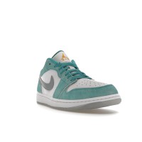 Jordan 1 Low SE New Emerald