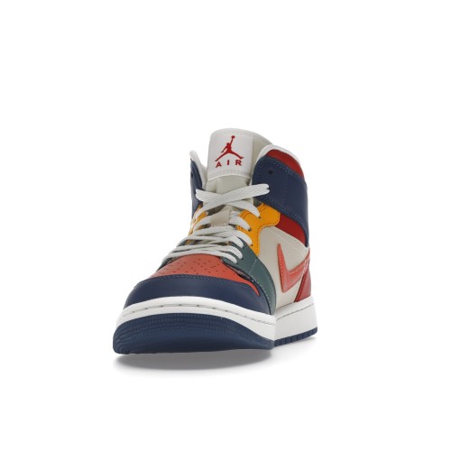 Кроссы Jordan 1 Mid SE Multi Color (2022) (W) - женская сетка размеров
