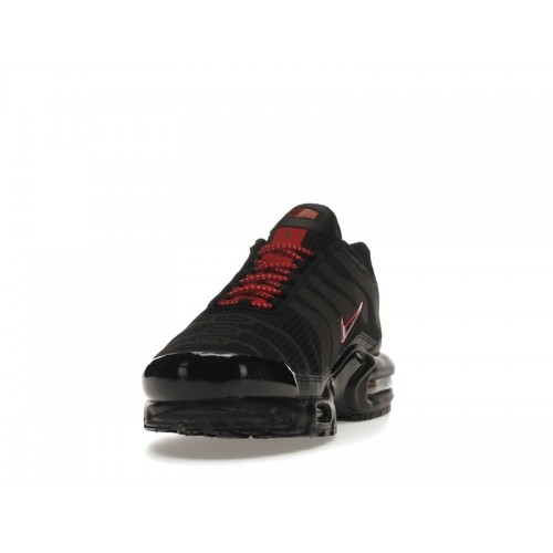 Кроссы Nike Air Max Plus Black Red Reflective - мужская сетка размеров