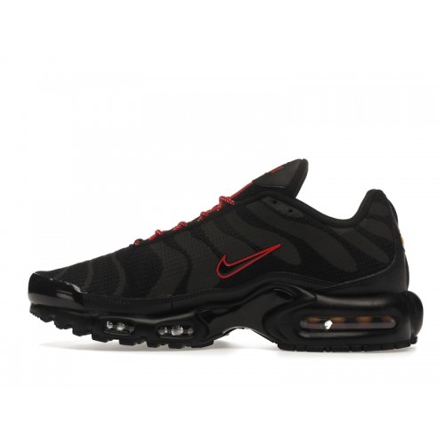 Кроссы Nike Air Max Plus Black Red Reflective - мужская сетка размеров