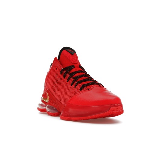 Кроссы Nike LeBron 19 Low Light Crimson - мужская сетка размеров