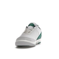 Женские кроссовки Jordan 2 Retro Low SE Nina Chanel Abney White Malachite (W)