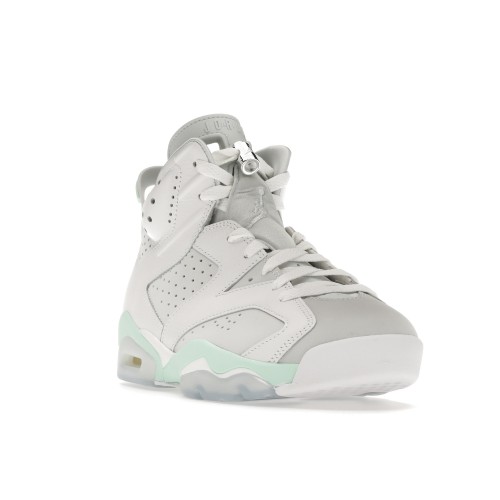 Кроссы Jordan 6 Retro Mint Foam (W) - женская сетка размеров