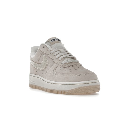 Кроссы Nike Air Force 1 Low 07 SE Sanddrift Gum Fleece (W) - женская сетка размеров