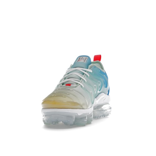 Кроссы Nike Air VaporMax Plus Mint Foam Laser Blue (W) - женская сетка размеров