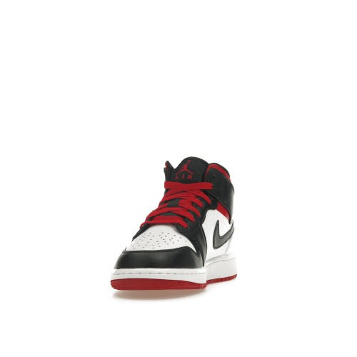 Кроссы Jordan 1 Mid Gym Red Black Toe (GS) - подростковая сетка размеров