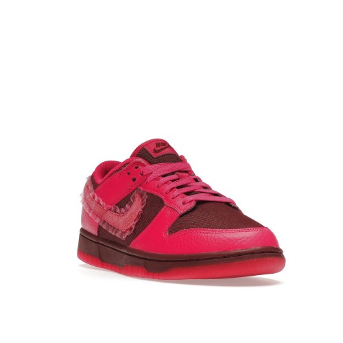 Кроссы Nike Dunk Low Valentines Day (2022) (W) - женская сетка размеров
