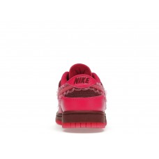 Женские кроссовки Nike Dunk Low Valentines Day (2022) (W)