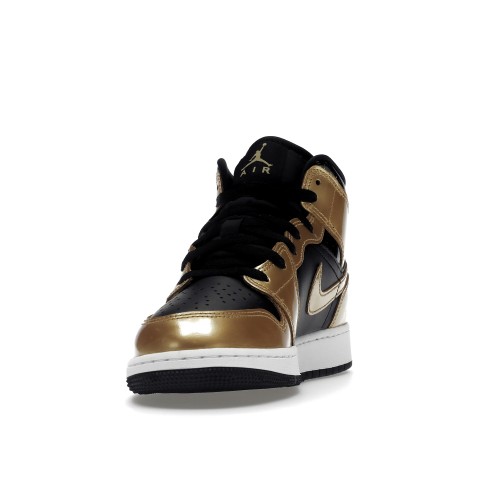 Кроссы Jordan 1 Mid SE Metallic Gold Black (GS) - подростковая сетка размеров