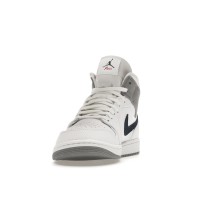 Jordan 1 Mid Paris White