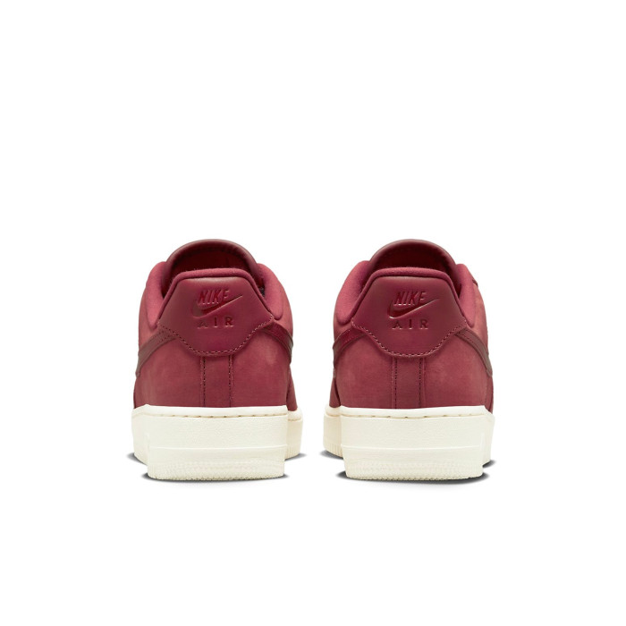 Nike Air Force 1 Low 07 PRM Team Red Sail (W) - женская сетка размеров Nike Air Force 1 Low 07 PRM Team Red Sail (W) - женская сетка размеров