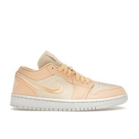 Женские кроссовки Jordan 1 Low SE Celestial Gold (W)