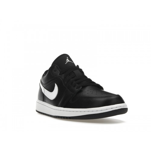 Кроссы Jordan 1 Low Black White (2022) (W) - женская сетка размеров