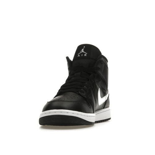 Кроссы Jordan 1 Mid Black White (W) - женская сетка размеров