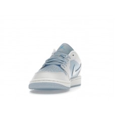 Женские Jordan 1 Low SE Reverse Ice Blue (W)