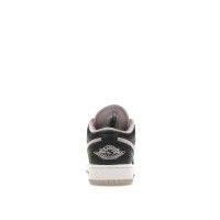 Подростковые Jordan 1 Low SE Black Iced Lilac (GS)