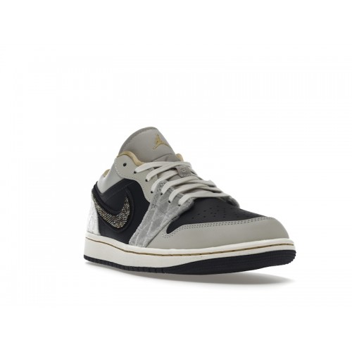 Кроссы Jordan 1 Low Beaded Swoosh - мужская сетка размеров