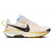 Женские кроссовки Nike React Pegasus Trail 5 Phantom Washed Coral University Gold Black (W)