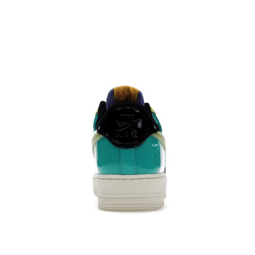 Кроссы Nike Air Force 1 Low SP Undefeated Multi-Patent Community - мужская сетка размеров