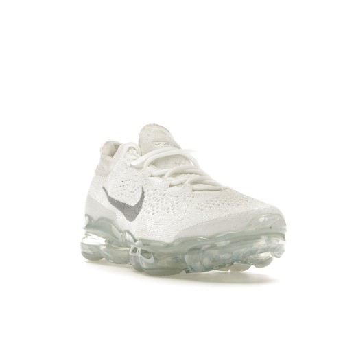 Кроссы Nike Air VaporMax 2023 Flyknit White Pure Platinum (W) - женская сетка размеров