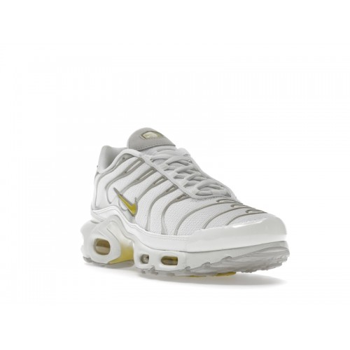 Кроссы Nike Air Max Plus White Bone Celery (W) - женская сетка размеров