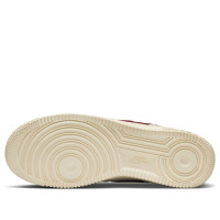 Женские Nike Air Force 1 Low 07 SE Just Do It Photon Dust Team Red (W)